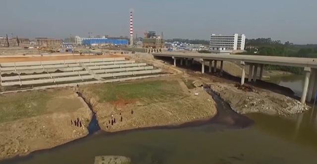 把猪粪转变为财富，一吨能卖1000块，乡村治污有智慧！