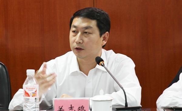  「常委」山东省委最年轻常委，任本省最年轻大学书记