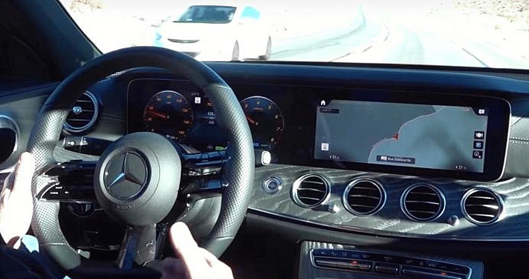  奔驰：奔驰新“运动王”来袭气场不输宾利，20T爆272马力，还看宝马