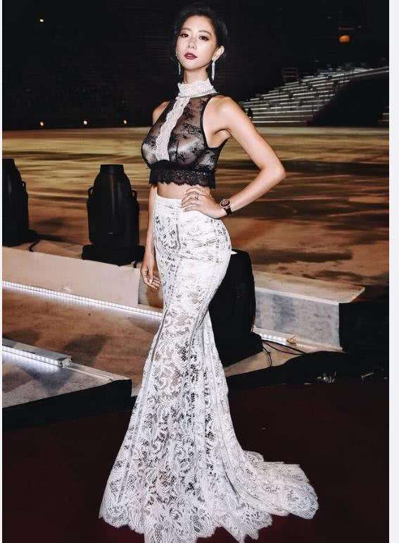 李成敏第一美, 这身材, 多一点则肥, 少一点则瘦