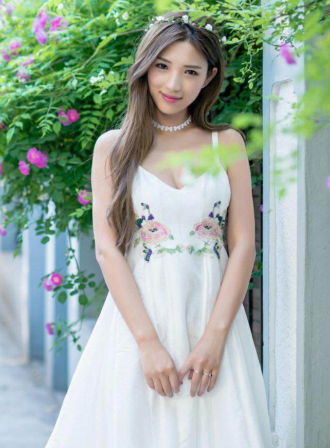 清凉连衣裙美女, 清新靓丽如花盛放