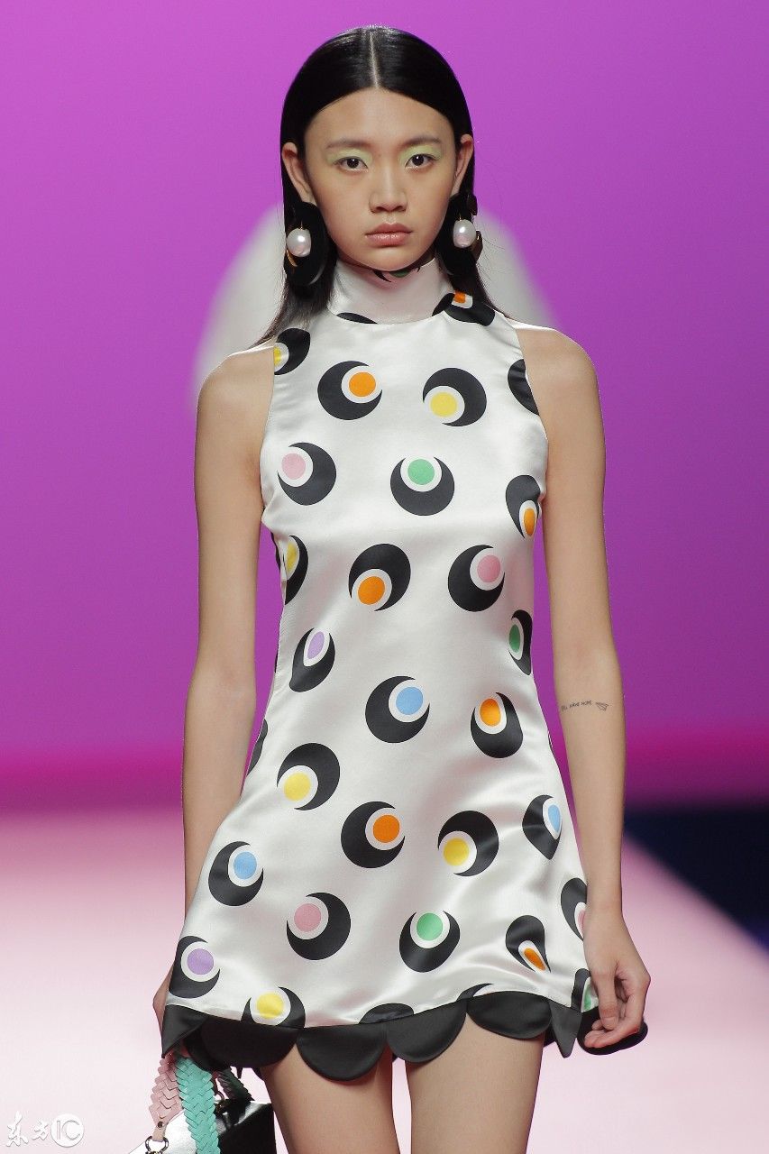 一胖毁所有 相信每个超模都深信不疑 体重就是她们的事业