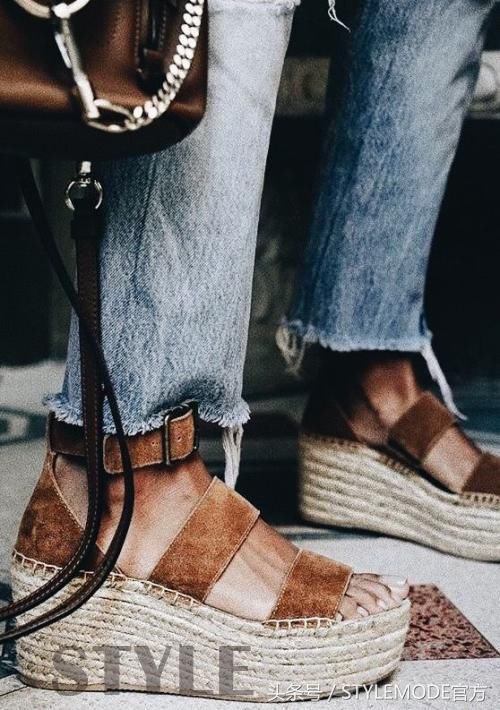 带你走向“白瘦美”巅峰，一双凉鞋帮你搞定!