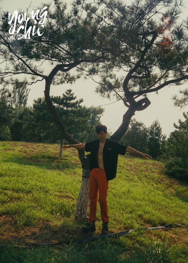 李子峰:夏日少年追风逐日?