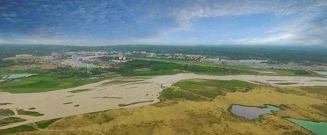 中国的治沙女“狂人”，治理沙漠33年，如今带领大家“吃”沙！