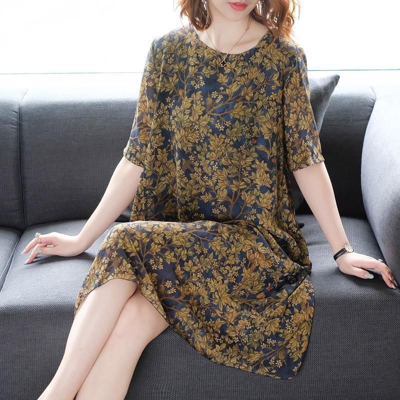 9月出炉了一波中高档秋裙，洋气又大方，建议四五十岁女人常穿