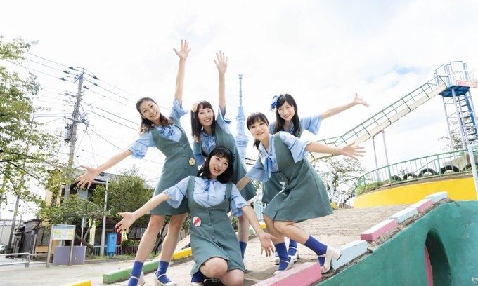  『家庭主妇』更年期PK青春期！45岁老阿姨成功打入女团圈，家庭主妇变豪华锦鲤