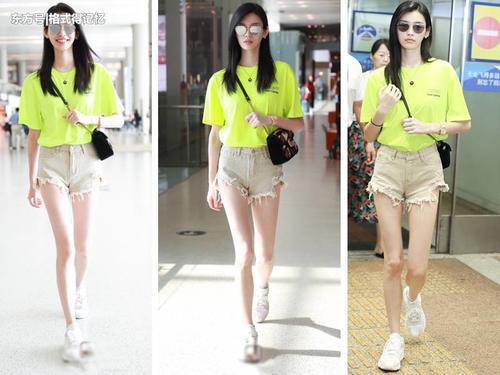奚梦瑶秀美腿，这么短的热裤硬是穿进去，网友：显腿长啊！