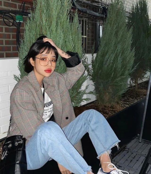  漂亮：女人再漂亮,穿裤子尽量牢记“4不要”,容易被误会为“廉价货...