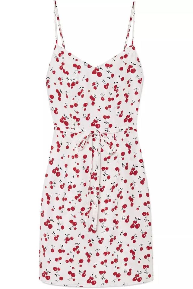 时髦博主INS刷火了波点，但亚洲人怎么穿才不土?