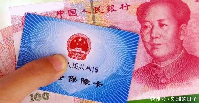 在企业工作34年，月工资6800元，2019年4月退休养老金领多少钱