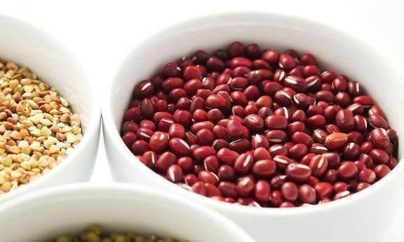 节食减肥很痛苦，三餐吃脂肪最怕的七种食物！一天瘦一斤没问题