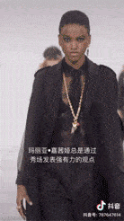  时装周■2020秋冬季时装展潮流趋势股票大盘点！各知名品牌又放了什么招式？！