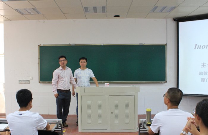 『教师的工资』教师的收入到底高不高?网友:考教师的人却越来越多,你说高不高