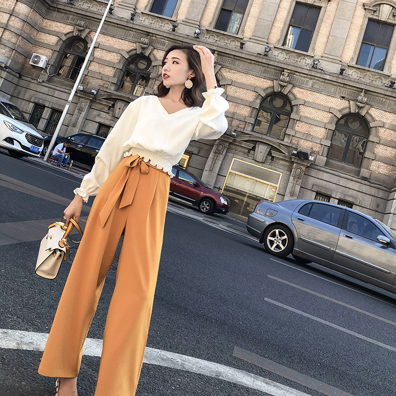 早晚秋凉，少穿裙装，瞧瞧这种气质套装，美翻一整秋