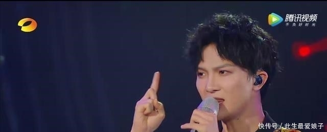 『洗脑』周深唱没内核、烫嘴又洗脑的《达拉崩吧》,为何能拿第一?