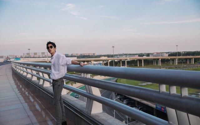 最简单的穿搭，就是男神范儿，学井柏然穿一准没毛病