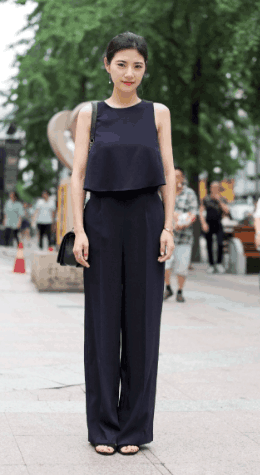 素人街拍: 包臀裙让凹凸身材呼之欲出, 图四小姐姐让人血脉喷张