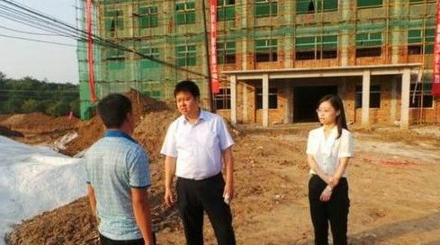 人生赢家!90后美女副县长曝光,曾被公派美国