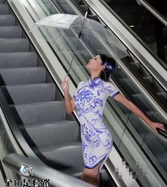 穿“画”出来的旗袍上大街，人群中等公交，竟没有一个人发现