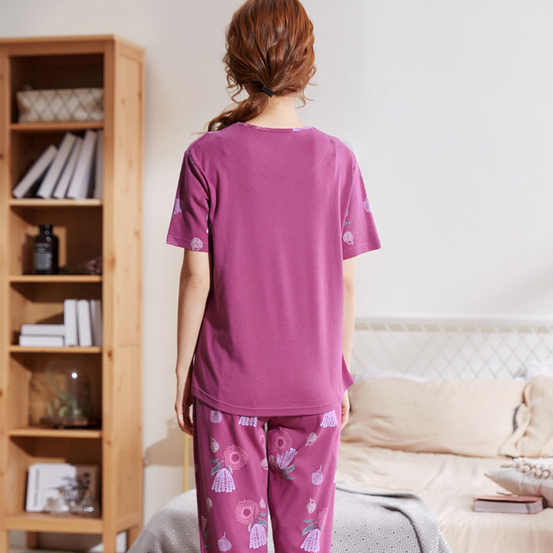 三角裤可以扔一边了，现在上海的女人在家都这样穿，穿上脸都红