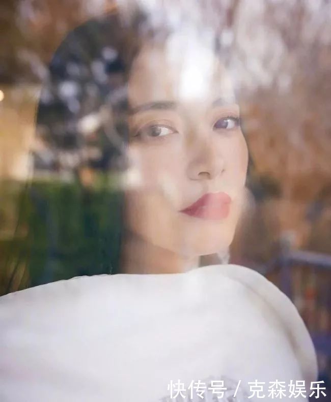 『姚晨』姚晨芙蓉女侠的沉浮人生