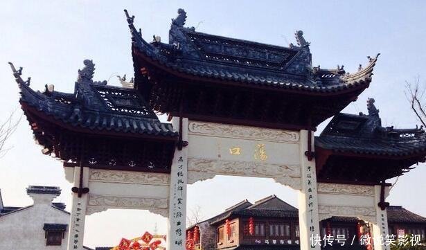 我国又一“作死”古镇，曾火爆一时，如今70%商家关门撤离