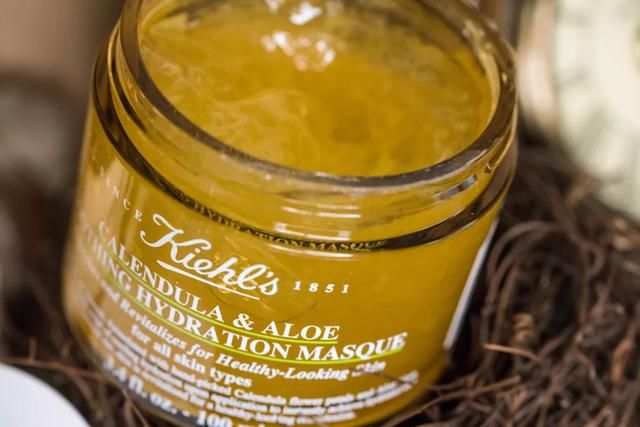 八月爱用红黑榜｜风云变幻之际，他们抓住我的心