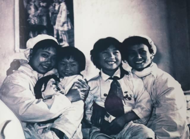 “草原英雄小姐妹”故事里面的故事