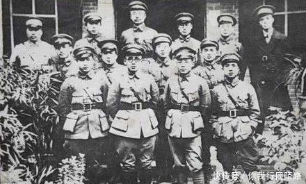 炸弹:张作霖死后本想让此人掌权,但却因为一件事,换成了张学良