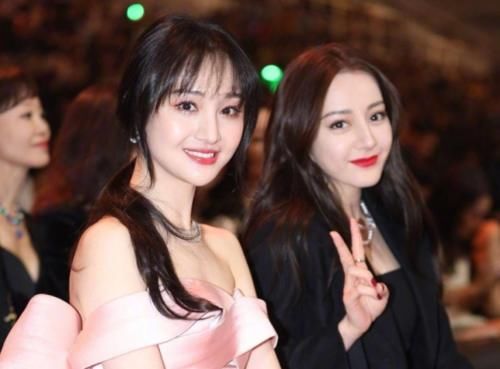 微博之夜郑爽照片