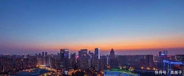 中国的这个省会城市不得了，入围新一线城市，即将超越天津