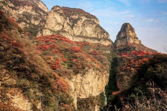 瑜伽山（草垛山）观弥勒赏红叶，融入自然亲近大地