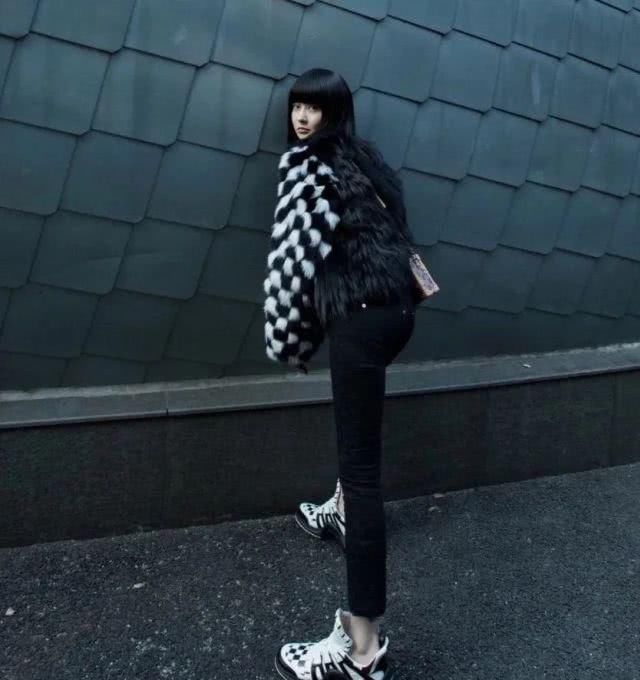 看起来：小白鞋失宠了！这4双春季 “仙女单鞋” 正流行！哪双最让你心动？