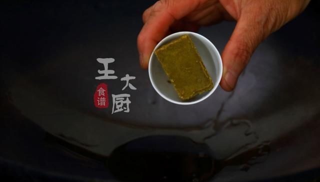  吃腻：普通肉丸都吃腻了？这道咖喱小丸子香味浓郁，让你胃口大开