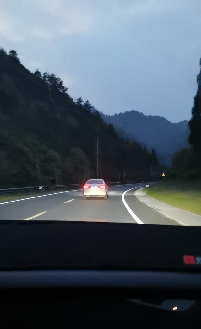  【失误】一个大的失误，造成鱼杆失踪！含泪警告钓友