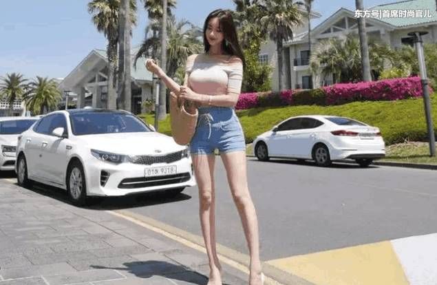 时尚穿搭:夏天到了, 快快穿牛仔短裤秀出美腿吧!