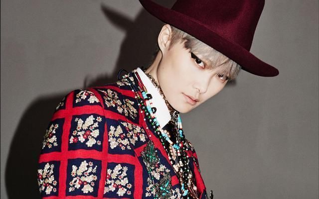 李宇春穿高跟鞋,网友:大腿长过迪丽热巴,身材好过baby!