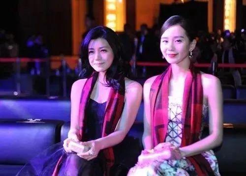 热巴的蝴蝶臀天鹅颈，女明星做梦都想要的好身材，都是这样来的？