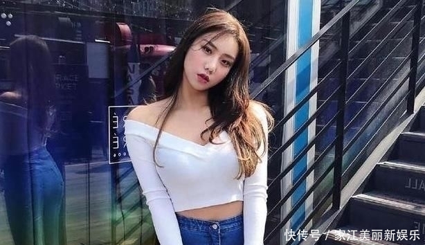 『小蛮』光彩照人的牛仔裤美女,穿出迷人小蛮腰!