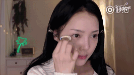 郑爽素颜真的那么美?教你1秒识破女星心机素颜妆!