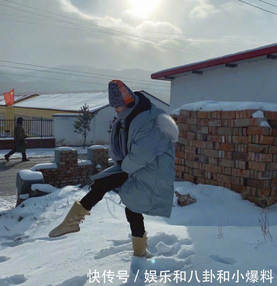 关晓彤跨年节目