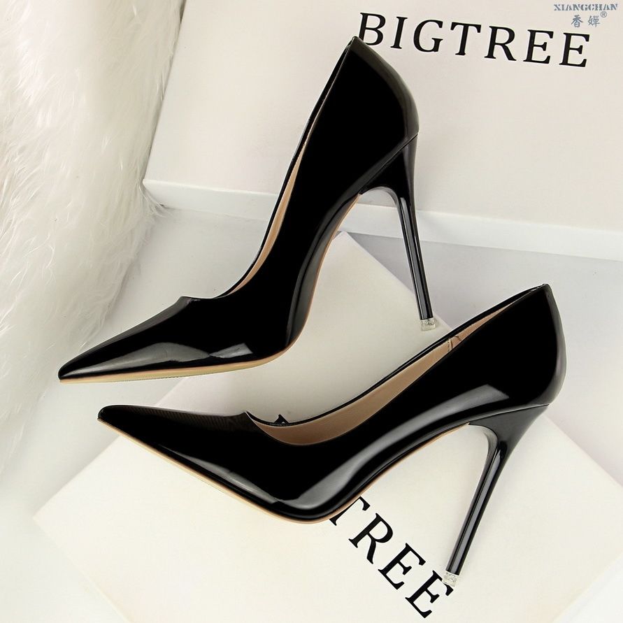 三伏天露玉足的季节，老婆穿上这些高跟鞋，瞬间165魅力十足