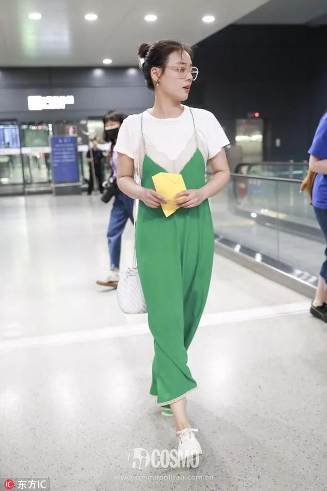 时髦办｜马思纯宣传新电影，上演了一场时装秀啊这是！