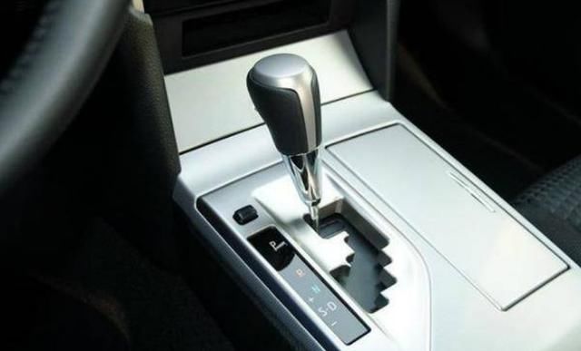 开车时不注意这三点，那就是时时刻刻在毁车，要引起注意啦