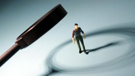  【处分】私分捐赠方便面，违规收“隔离保证金”……河南这些干部被处分