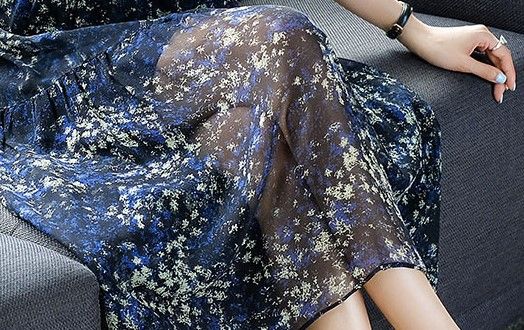 成熟的女人都这样选连衣裙!性感迷人惹人爱，一路上回头率爆表