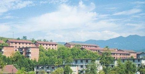 四川山中有座军工城处于神秘地域，曾繁华热闹，今让人叹息不已