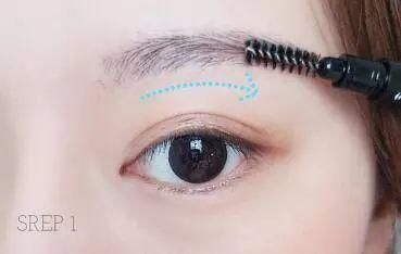 有颜值有身材有爱情，31岁的军嫂张馨予这次赢了