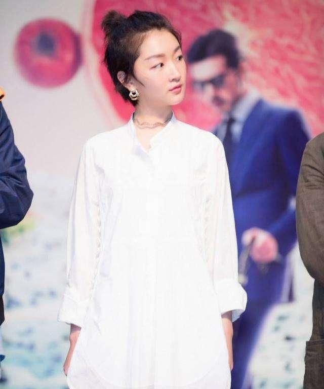  【细吊带】有哪些看起来好看,却很难穿得好看的衣服?